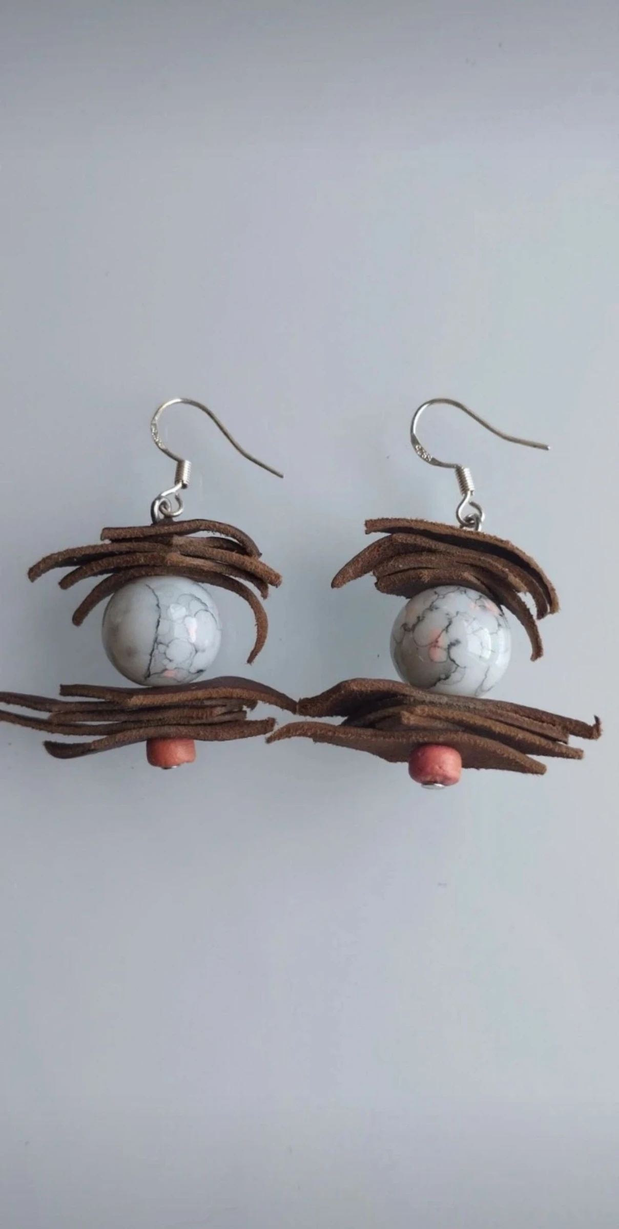 🩷🐂🪾De Magnifiques Boucles d'Oreilles Artisanales en Cuir, Céramique et Bois Peint🪾🐂🩷 – photo 3